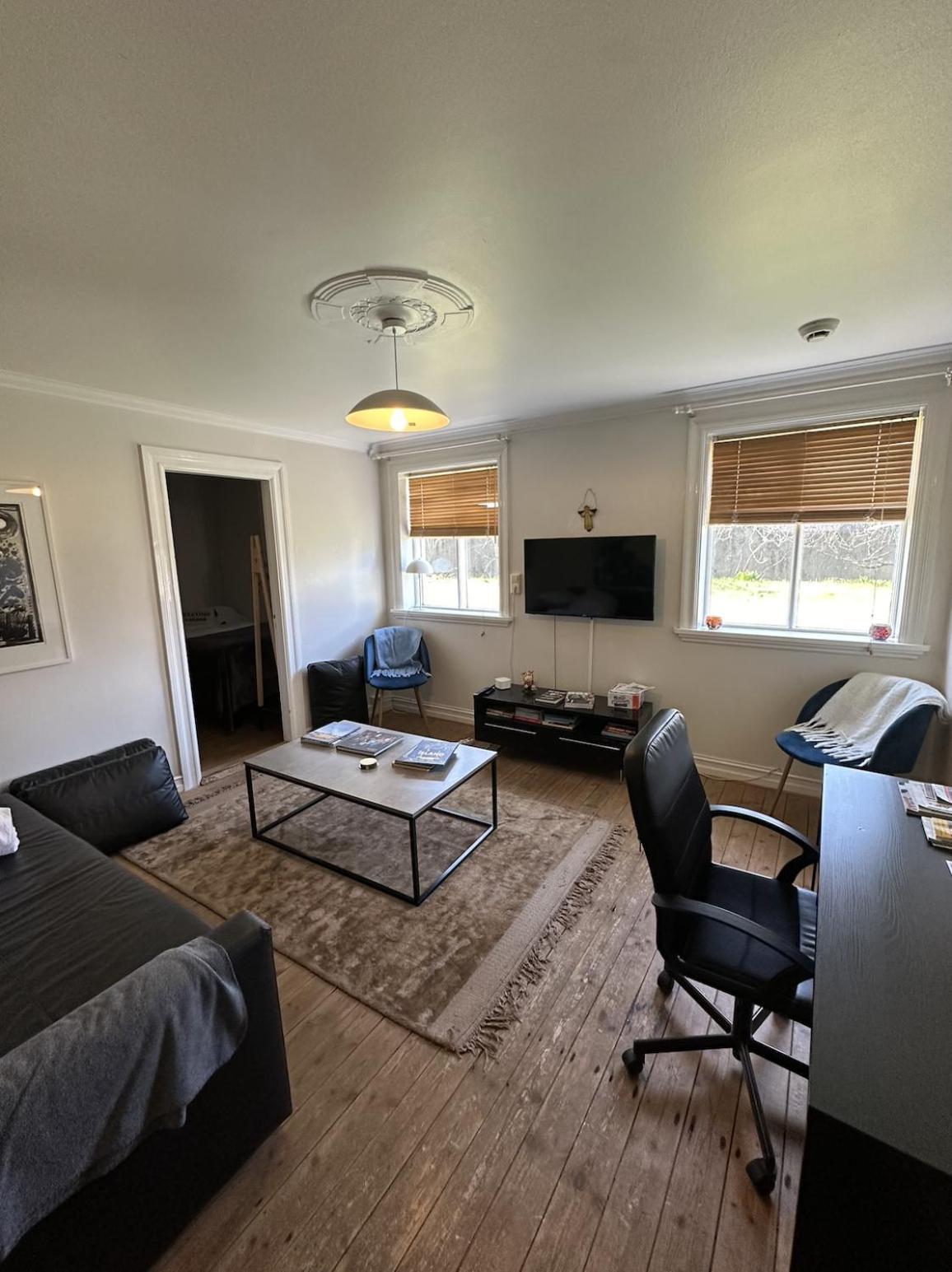 Reykjavik Urban Escape 2-Bedroom Haven With Private Entrance Екстер'єр фото